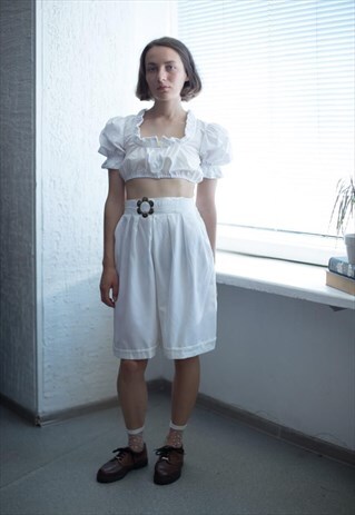 VINTAGE 80'S HIGH WAIST WHITE SHORTS