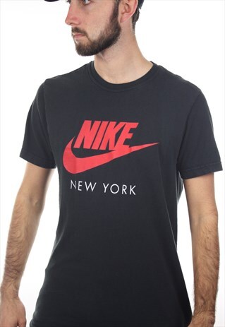 VINTAGE NIKE BIG LOGO T SHIRT TEE