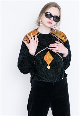 VINTAGE BLACK VELVET RETRO JUMPER