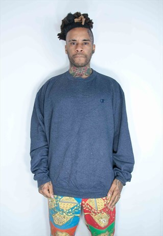 CHAMPION EMBROIDED SWEATSHIRT