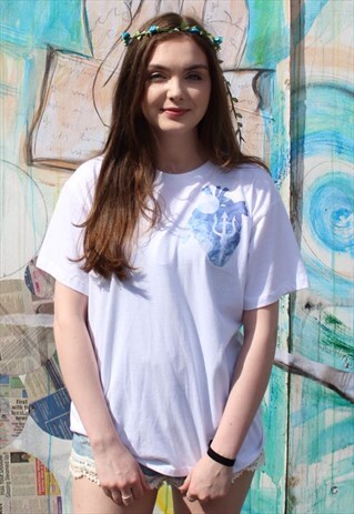 MERMAID HEART WHITE POCKET TEE