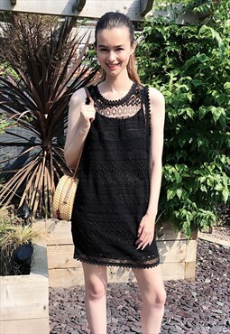 Crochet Lace Beach Dress in Black Floral Print