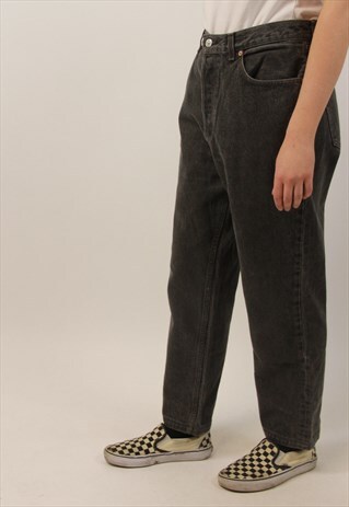 VINTAGE LEVI'S JEANS