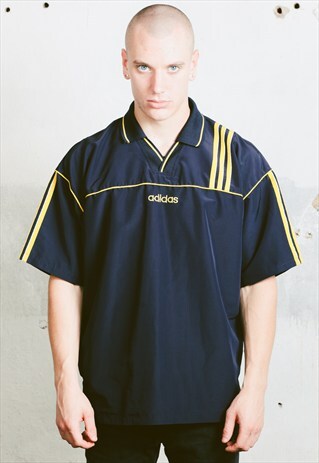VINTAGE ADIDAS SPORTS T-SHIRT