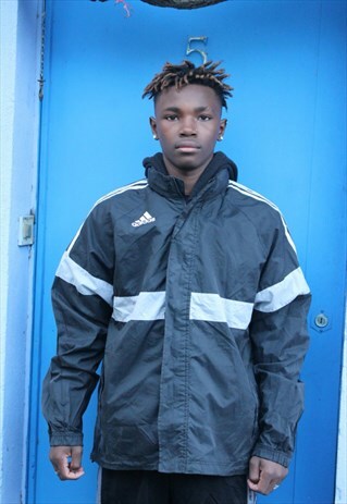 VINTAGE ADIDAS WINDBREAKER