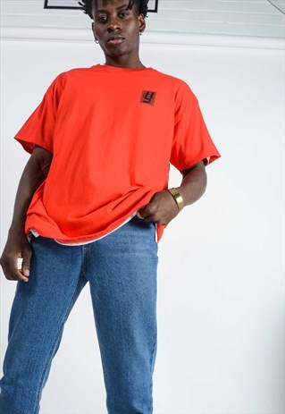 UNISEX T-SHIRT IN RED WITH WAVEY PRINT DESIGN
