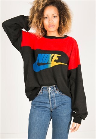 VINTAGE 90S USA NIKE SWEATSHIRT