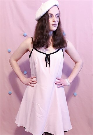 VINTAGE DRESS