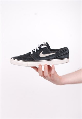 VINTAGE NIKE STEFAN JANOSKI SKATE TRAINERS