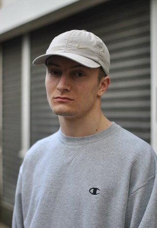 VINTAGE NIKE DAD CAP