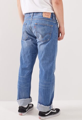VINTAGE LEVI'S 526 STANDARD LEG JEANS