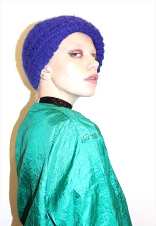 VINTAGE 70S KNITTED BERET HAT BEANIE ELECTRIC ROYAL BLUE FUN