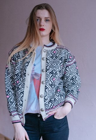 VINTAGE FUNKY WINTER CARDIGAN