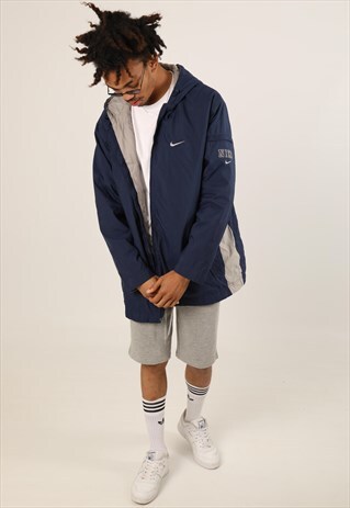 VINTAGE NIKE PADDED JACKET