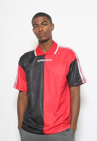 VINTAGE UMBRO TAPE LOGO FOOTBALL T SHIRT