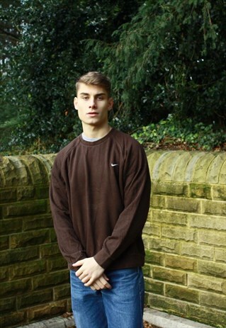 VINTAGE BROWN NIKE SWEATSHIRT