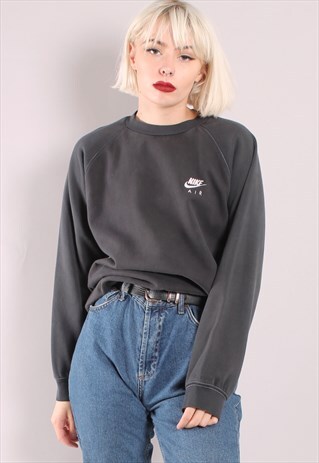 VINTAGE NIKE SWEATSHIRT