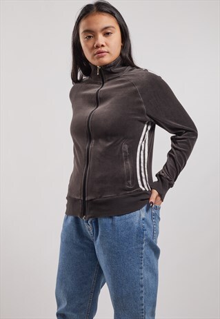 VINTAGE ADIDAS ZIP-UP SWEATSHIRT
