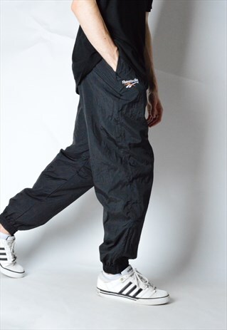 VINTAGE 90S BLACK REEBOK SHELL PANTS