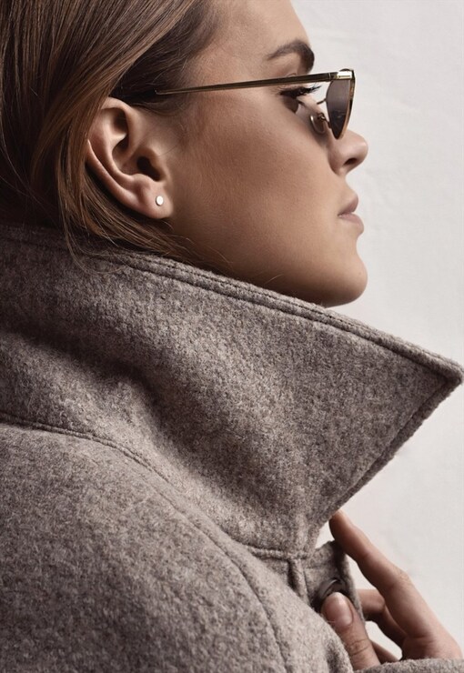 garment image