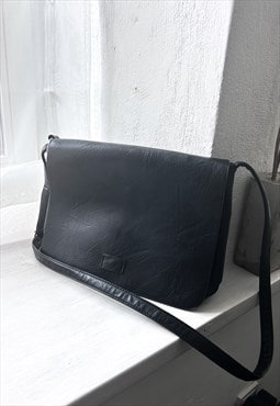Classy Black Faux Leather Minimal Shoulder Bag 