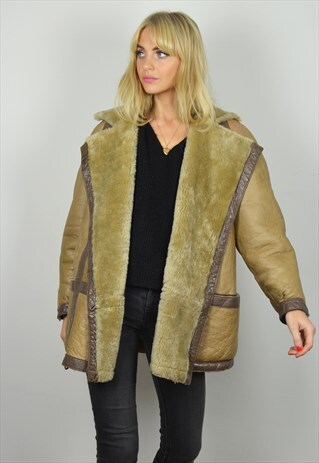 VINTAGE 70S BEIGE BROWN OVERSIZE SHEEPSKIN AVIATOR JACKET