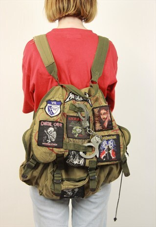 VINTAGE 90S GRUNGE BACKPACK