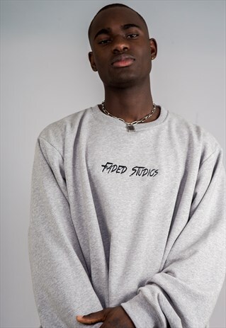 OVERSIZED EMBROIDERED LOGO SWEATSHIRT
