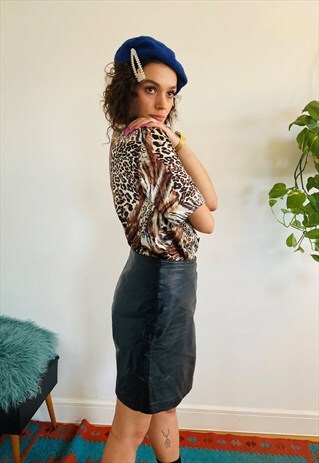 BLACK PENCIL SKIRT