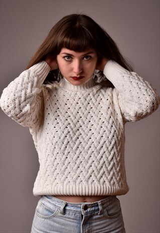VINTAGE 90'S CROCHET WHITE SWEATER
