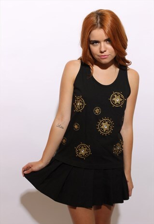 VINTAGE 1980'S 80'S BLACK GOLD STUDS STAR TANK TOP VEST S-M
