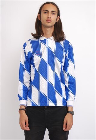 VINTAGE UMBRO LONG SLEEVE FOOTBALL SHIRT