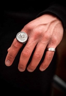 Sovereign Medallion 925 Sterling Silver Signet Ring