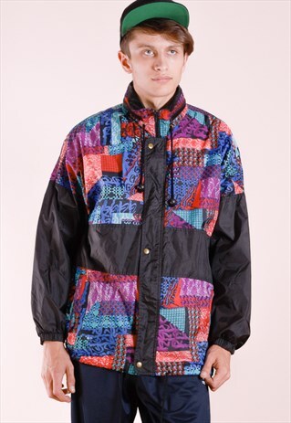 VINTAGE NYLON WINDBREAKER FROM THE 90S