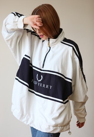VINTAGE 90'S FRED PERRY OVERSIZE UNISEX JACKET