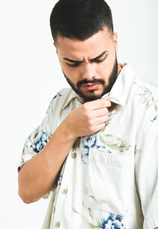 VINTAGE 80S HAWAIIAN SHORT SLEEVE SHIRT / S5919
