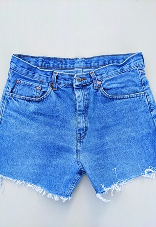 VINTAGE LEVI STRAIGHT LEG BLUE SHORTS