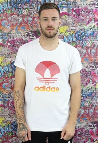 VINTAGE 90S ADIDAS T-SHIRT. UNISEX