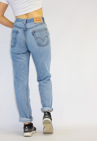 RARE LEVI'S VINTAGE MOM JEANS