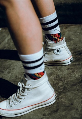 THE PORTOBELLO WHITE AND BLACK BUTTERFLY SPORTS SOCKS