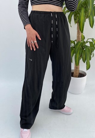 VINTAGE NIKE TRACK JOGGERS IN BLACK & WHITE