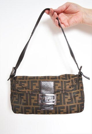RARE VINTAGE DESIGNER FENDI MONOGRAM HANDBAG