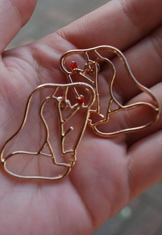 KLIMT/SCHIELE STYLE ALLOY SEATED PERSON STUD EARRINGS