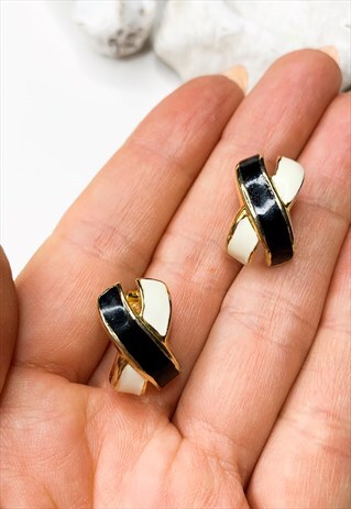 1980'S MONOCHROME CROSS STUDS