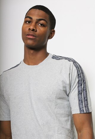 VINTAGE ASICS T-SHIRT