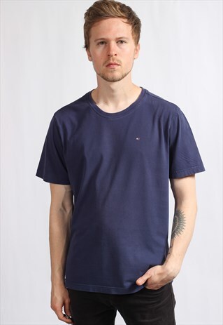 VINTAGE TOMMY HILFIGER T-SHIRT