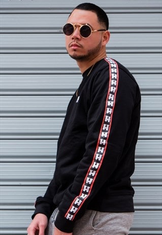 29018 BLACK CREWNECK SWEATSHIRT