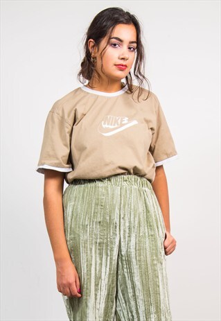 VINTAGE 90'S BEIGE NIKE T-SHIRT