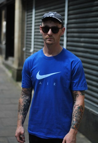 VINTAGE NIKE AIR TSHIRT