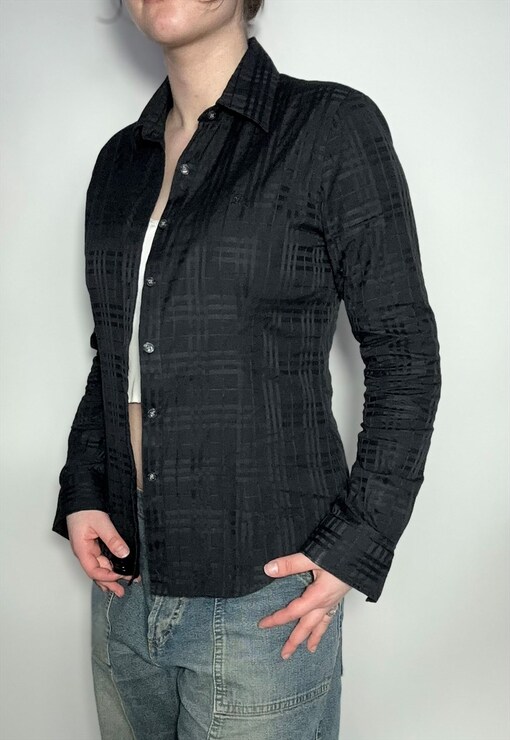 garment image